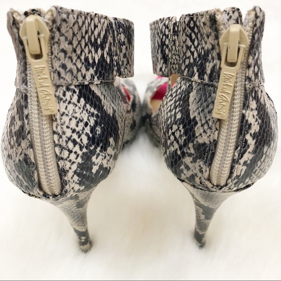 Michael Antonio Snakeskin Print Heels - Picture 4 of 6